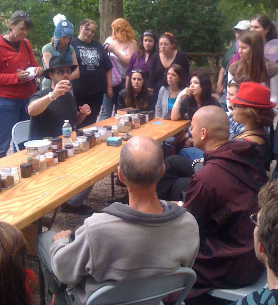 A Closer Look, photos, teaching at Pagan Pride Day, Conjure Work, conjurework.com sorcery, Hoodoo, witchcraft, Golden Dawn work